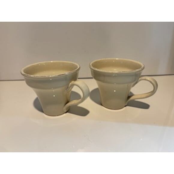 VIETRI Mugs Set of 2 Fresca Cream Rustic Edge Cups Made in Italy - Picture 8 of 10